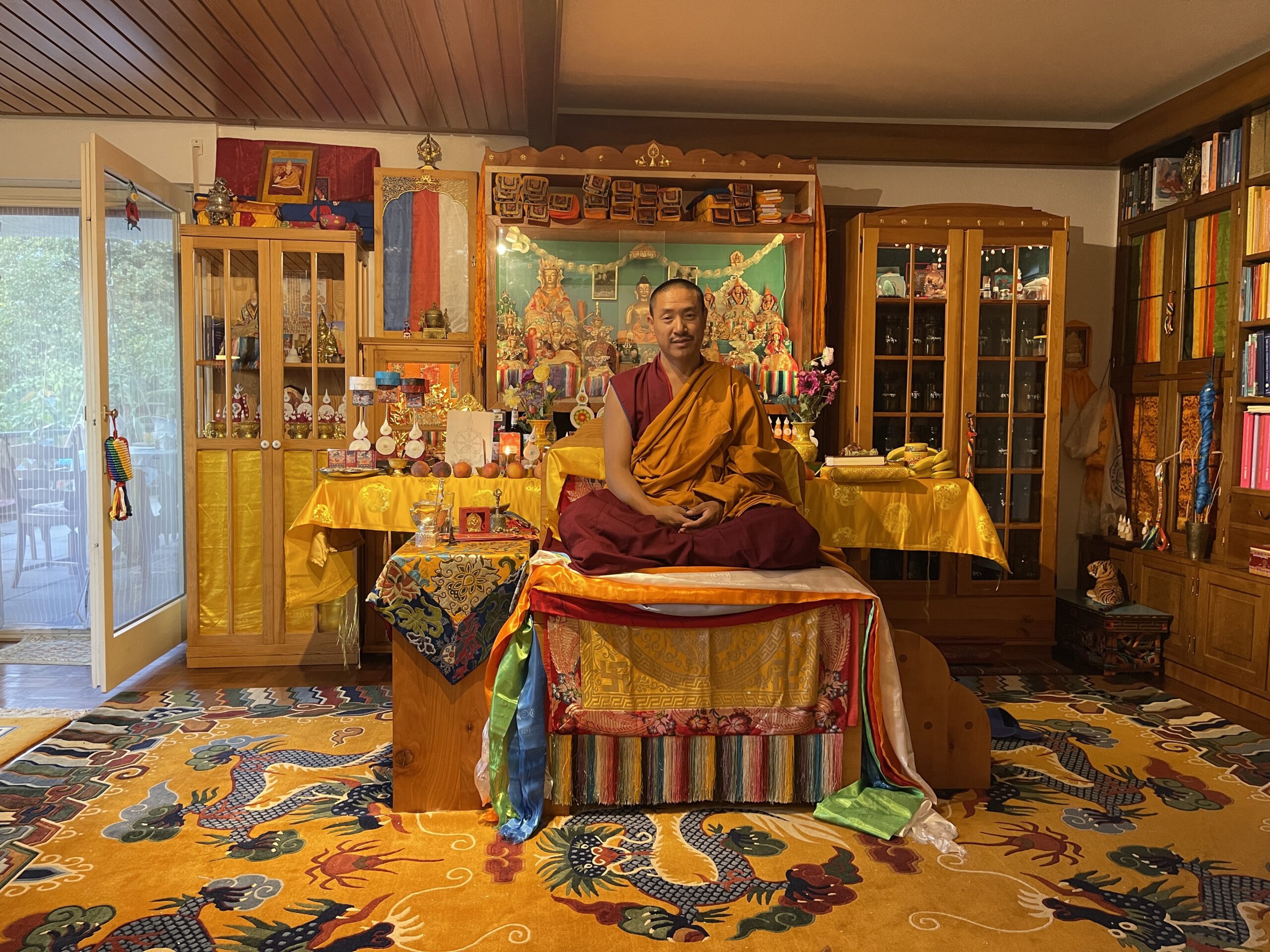 Besuch von Gyara Rinpoche